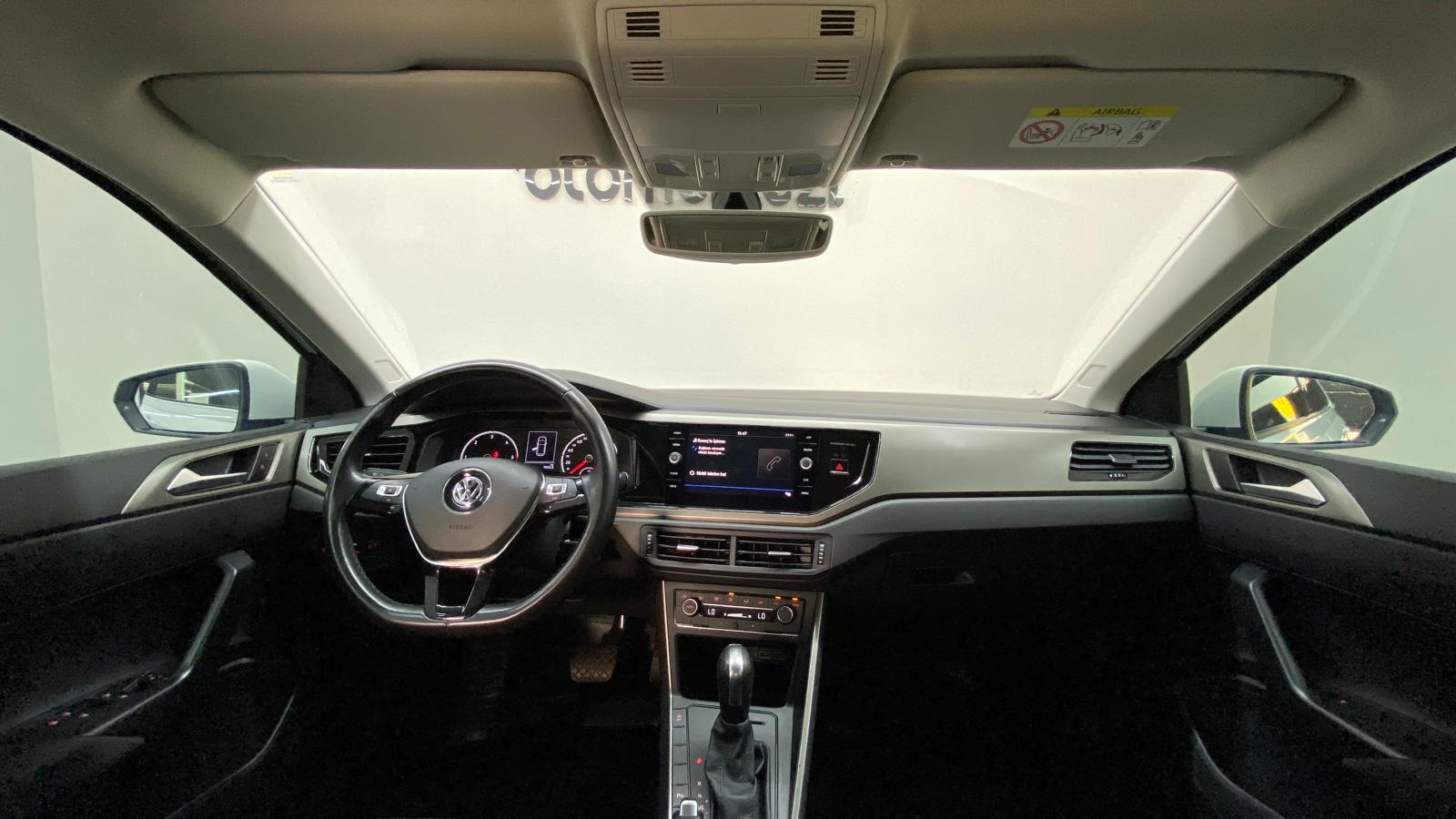 VOLKSWAGEN POLO 9